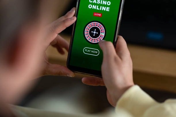 arahtoto What the App Brings to Your Phone
